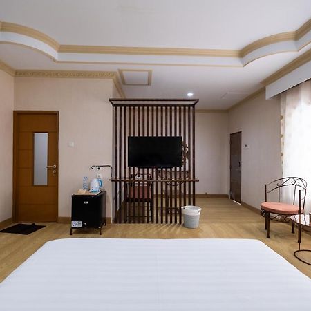Sartini Inn Jogja Yogyakarta Eksteriør bilde