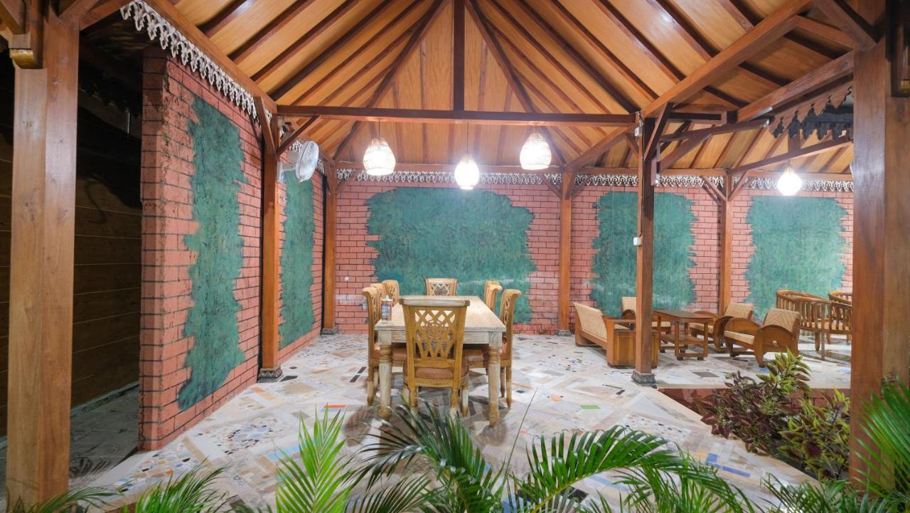 Sartini Inn Jogja Yogyakarta Eksteriør bilde