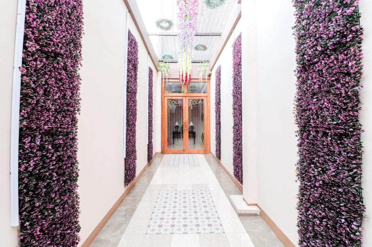 Sartini Inn Jogja Yogyakarta Eksteriør bilde